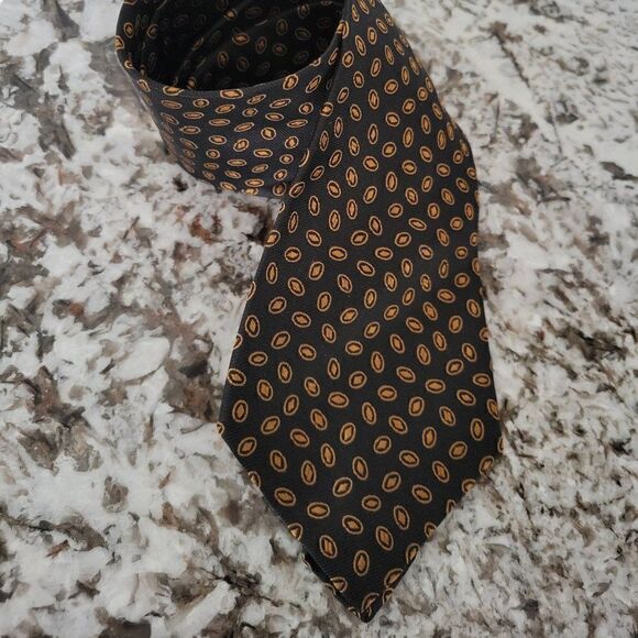 Karl Lagerfeld mens tie 100% silk made USA - Picture 2 of 7